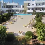 T2 De Luxo Em Albur-village A 10 Minutos Da A Pe Apartman