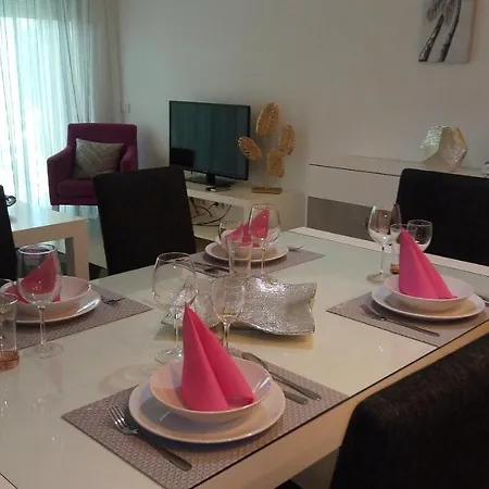 T2 De Luxo Em Albur-village A 10 Minutos Da A Pe Apartment