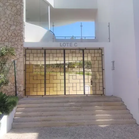 Διαμέρισμα T2 De Luxo Em Albur-village A 10 Minutos Da A Pe *
