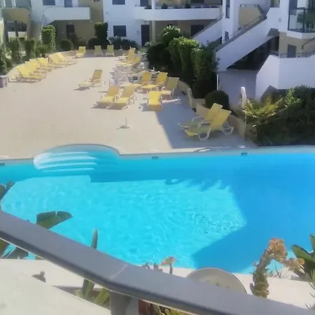 Apartment T2 De Luxo Em Albur-village A 10 Minutos Da A Pe Alvor