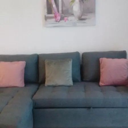 Apartment T2 De Luxo Em Albur-village A 10 Minutos Da A Pe