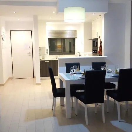 T2 De Luxo Em Albur-village A 10 Minutos Da A Pe Apartament
