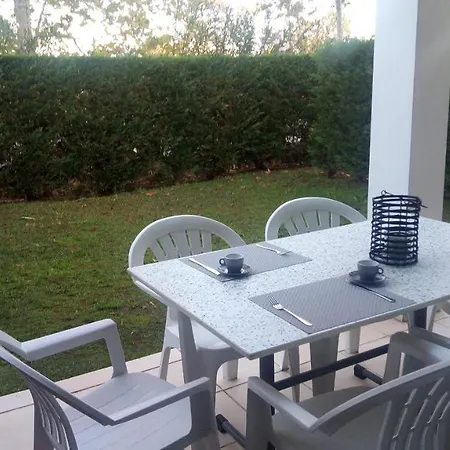 T2 De Luxo Em Albur-village A 10 Minutos Da A Pe Apartament