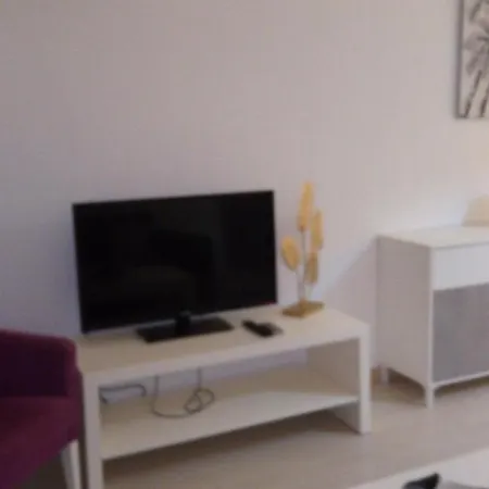 T2 De Luxo Em Albur-village A 10 Minutos Da A Pe Apartament