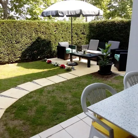 Apartament T2 De Luxo Em Albur-village A 10 Minutos Da A Pe *