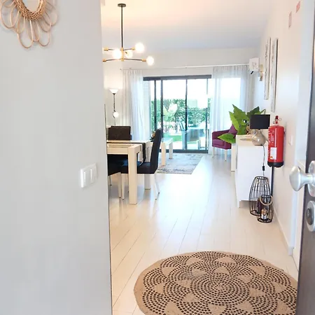 Apartmán T2 De Luxo Em Albur-village A 10 Minutos Da A Pe