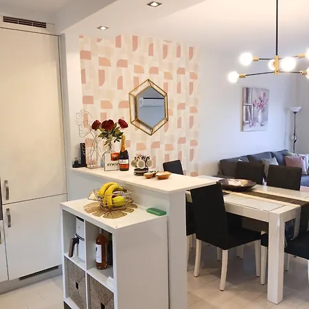 T2 De Luxo Em Albur-village A 10 Minutos Da A Pe